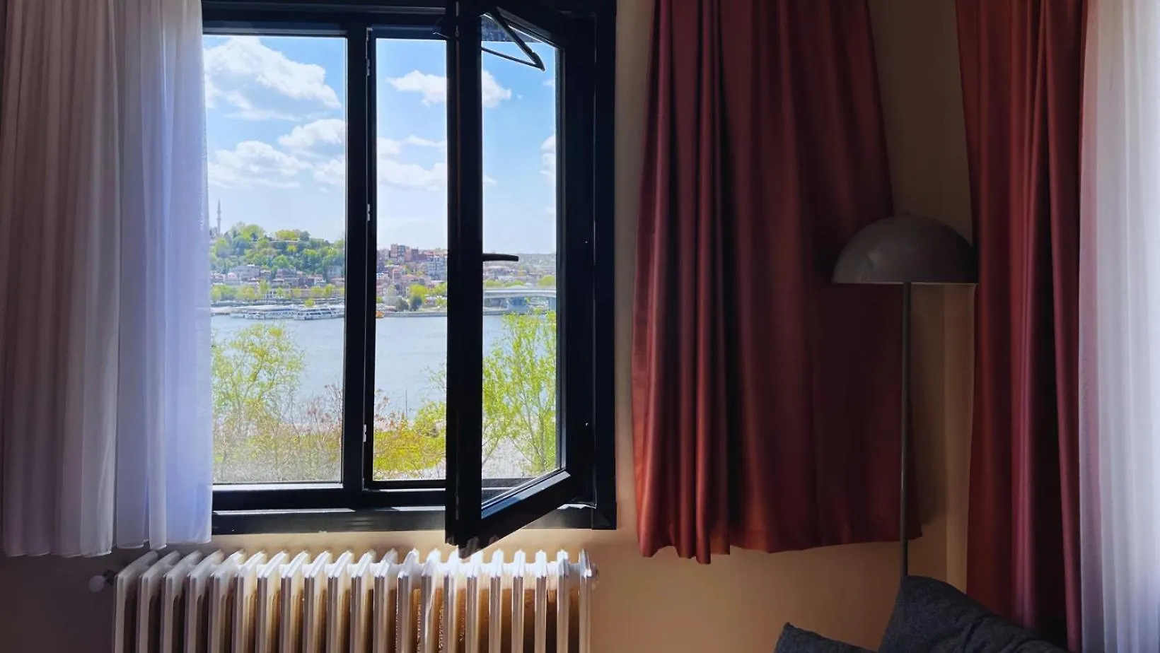 Wonder Homes 7-4Br, 2Ba Astounding Seaview Karakoey Istanbul Turkey